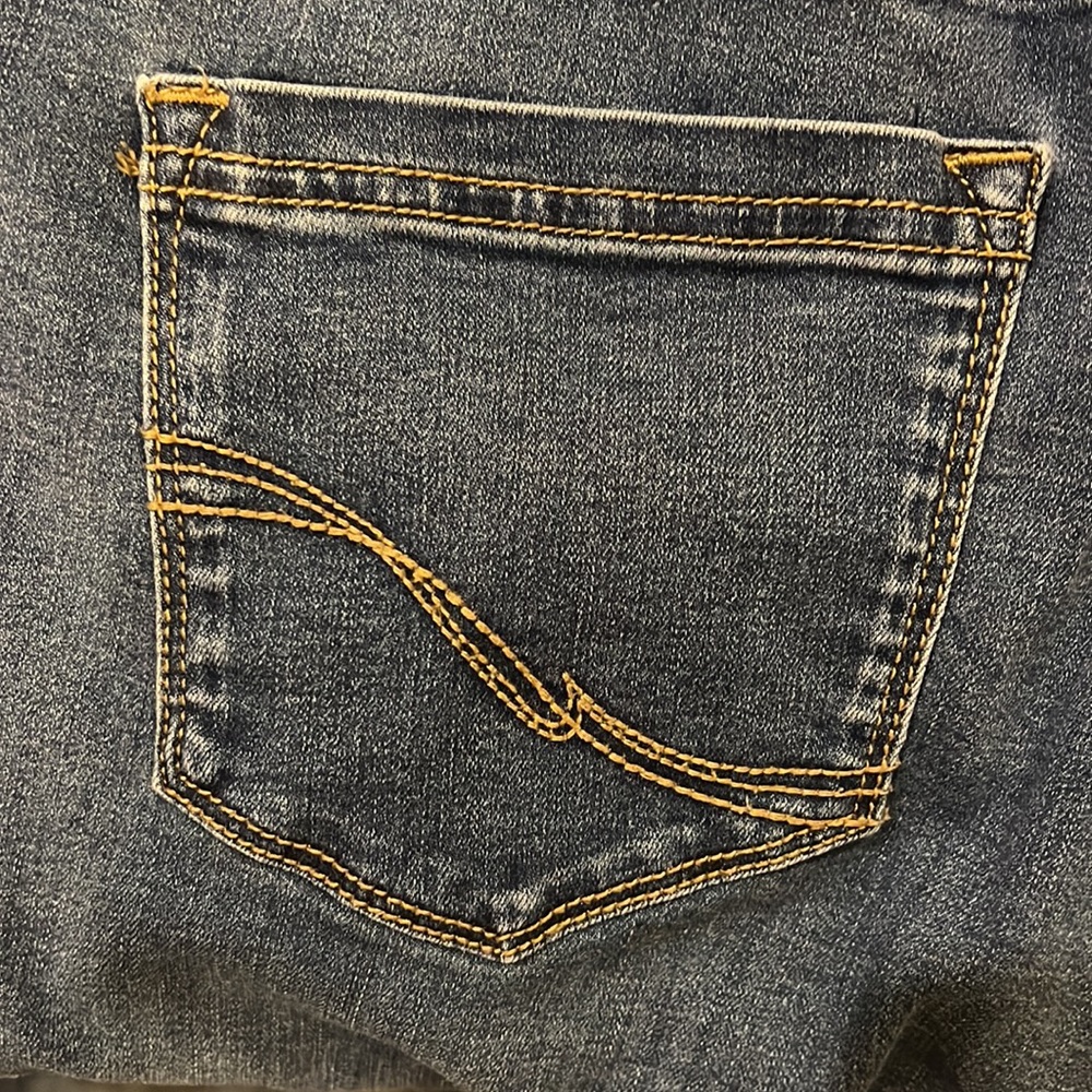 NWOT Croft & Barrow Jean Shorts - Picture 4 of 8